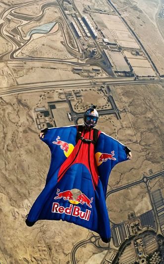 Jokke Sommer is one of the world's most powerful wingsuit pilots. Wing Suit, Climbing Wall Kids, Wingsuit Flying, Base Jump, Sports Video, I Believe I Can Fly, R Kelly, Sky Diving, Air Sports