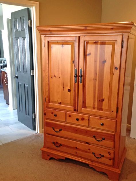 Chalk Paint Furniture Before And After, Repaint Wood Furniture, Painting Pine Furniture, Pine Furniture Makeover, Armoire Ideas, White Chalk Paint Furniture, Pine Armoire, Armoire Diy, Chalk Painted Furniture