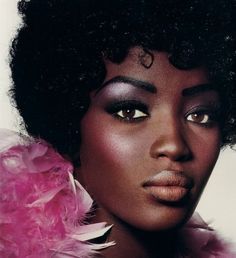 70's makeup for black women - Google Search Fall Makeup Trend, 70s Makeup, Bright Lipstick, Makeup For Black Skin, Dark Skin Beauty, Women Skin, Vintage Makeup, Dark Skin Makeup, Looks Black