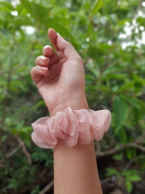 Hijab Bun, Organza Scrunchie, Handmade Scrunchie, Make Hair, Bun Hair, Quick Outfits, Handmade Hair Accessories, Kids Collection, Hair Fall