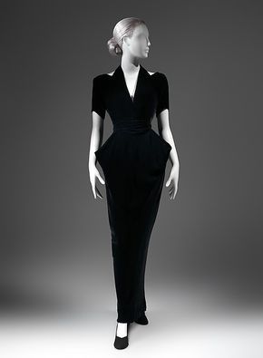 Evening dress by Charles James, 1937. The Met. Charles James, 1930s Dress, Designer Evening Dresses, Vintage Gowns, 1930s Fashion, Vintage Couture, Evening Wedding, 1940s Fashion, Moda Vintage