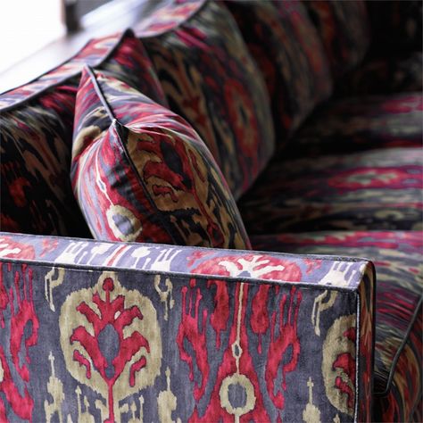 Luxury Design Print, Upholstery Fabric Online, Designer Upholstery Fabric, Printed Sofa, Printed Velvet, Velvet Upholstery Fabric, Home Luxury, Ikat Design, Silk Ikat