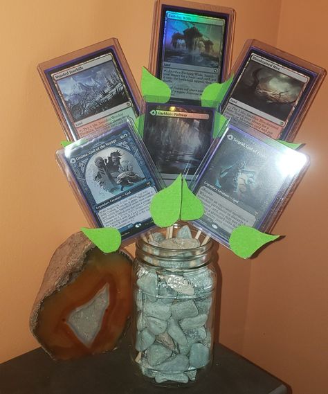 Magic The Gathering Party Ideas, Magic The Gathering Party, Mtg Birthday, Magic The Gathering Gifts, Boyfriend Birthday Ideas, Boyfriend's Birthday, Card Bouquet, Mtg Card, Magic Party