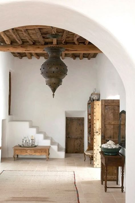 25 Exotic Moroccan Inspired Interior Designs Moroccan Houses, Moroccan Interior Design, Moroccan Style Interior, Modern Outdoor Living, Moroccan Furniture, African Interior, Moroccan Boho, Colorful Interior Design, Moroccan Interiors