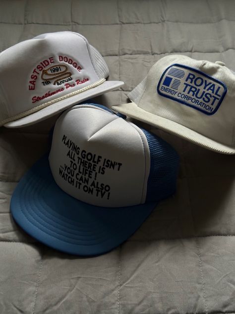 Trucker Hat Vintage, Trucker Hat Aesthetic, Thrifted Aesthetic, Hats Trucker, Thrift Ideas, Vintage Trucker Hat, Hat Aesthetic, Vintage Trucker Hats, Peachy Keen