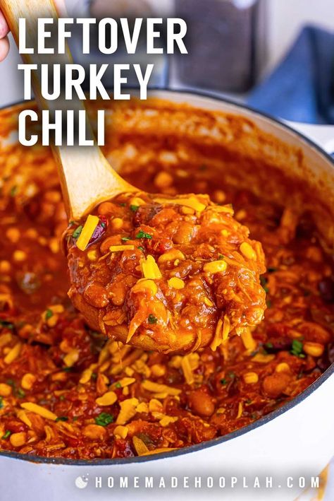 Leftover Turkey Chili! Utilize that leftover holiday turkey in a hearty chili! Made with a deeply delicious blend of spices, thick tomato broth, beans, and tender shredded turkey. | HomemadeHooplah.com Leftover Turkey Chili Recipe, Broth Beans, Turkey Bean Chili, Leftover Turkey Chili, Shredded Turkey Recipes, Turkey Chilli, Leftover Chili, Shredded Turkey, Chili Toppings