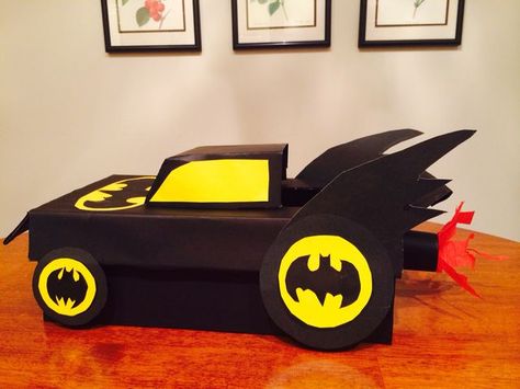 Batman Valentines, Valentine Boxes For School, Kids Valentine Boxes, Batman Car, Valentine Card Box, Valentine Mailbox, Valentine Day Boxes, Creative Valentines, Valentines For Boys