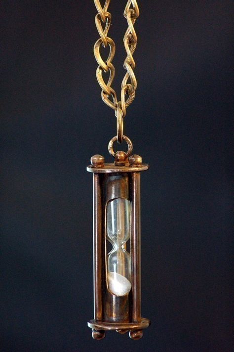 hourglass pendant.....I used to have one of these. Wish I had never gotten rid of my old costume jewelry. SPT Old Costume, Hourglass Pendant, Sand Clock, Sand Timer, Hourglasses, Sand Timers, Hour Glass, Steam Punk, Glass Necklace