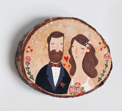 Painted wood slice decoration for whimsical weddings by The Roomba | via Wood Themed Wedding Ideas: http://emmalinebride.com/themes/wood-themed-wedding-ideas/ Wood Slices Wedding, Wood Themed Wedding, Themed Wedding Ideas, Wood Slice Decor, Wedding Magnets, Wood Slice Art, Wood Slice Crafts, Wooden Wedding Signs, Couples Portrait