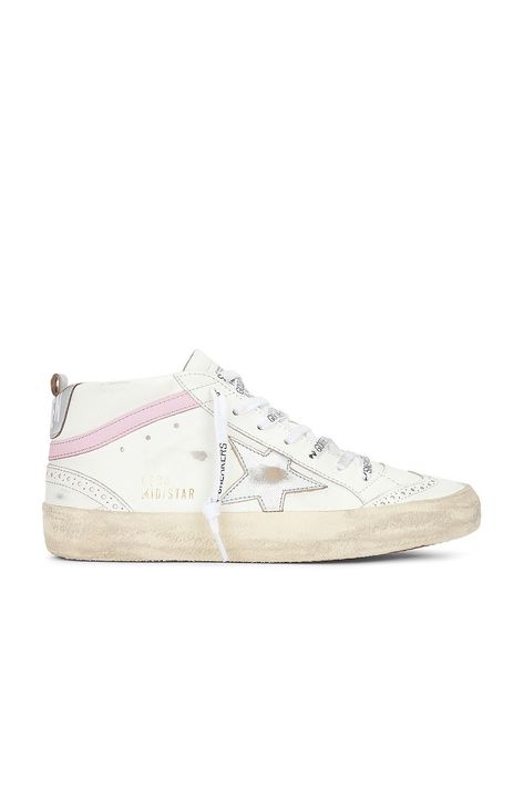 Mid Star Golden Goose, High Top Golden Goose, Clemson Outfits, Preppy Sneakers, Summer Trainers, Golden Goose Mid Star, Golden Goose Mid, Rush Outfits, Perfect Imperfection