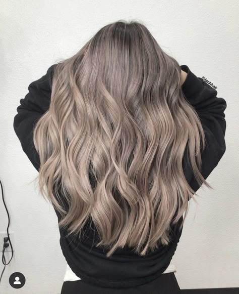 Mushroom Blonde Hair Balayage Short, Glazed Bronde Balayage, Lived In Mushroom Blonde, Mushroom Light Brown Hair Color, Light Colored Hair Ideas Ash Brown, Ash Brown Hair All Over Color, Dark Blond Ash Hair, Ash Dark Blonde Hair Highlights, Solid Hair Color Ideas Blondes