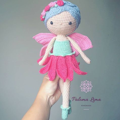 Free amigurumi patterns. Educational and interesting ideas about amigurumi, crochet tutorials are here. 🐯 #crochetdollclothesfreepattern Fairy Crochet Pattern, Doll Free Pattern, Crochet Doll Clothes Free Pattern, Doll Patterns Free, Crochet Fairy, Small Dolls, Crochet Santa, Womens Crochet Patterns, Free Amigurumi Patterns