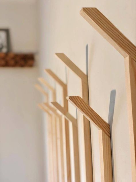 Wooden Wall Slat Hooks  Wall hangers keep your home organized. Wood is great to touch. Product dimensions can be made in any size. - Size Long Heigh :45.66''-116cm Width :0.78'' -2cm Depth :1.57''-4cm - Size Short Heigh :9.84''-25cm Width :0.78'' -2cm Depth :1.57''-4cm In the photo, the distance of the short lath and the long lath on the wall is 5.90''15cm Coat Rack Diy, Diy Wooden Wall, Diy Hooks, Wood Hooks, Entryway Coat Rack, Wooden Coat Hangers, Wooden Wall Hooks, Modern Coat Rack, Small Entryways