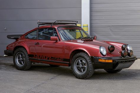 This Kelly-Moss 1981 Porsche Safari Is Perfect For High-Speed Off-Roading Porsche Safari, Digital Lifestyle, Overland Vehicles, Vintage Porsche, Off Roading, Street Racing Cars, Car Mods, Porsche Panamera, Classic Porsche