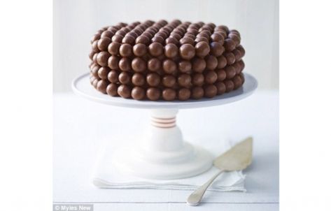 Apart from making my mouth water, Lorraine Pascale's TV show always inspire me to be a better cook |Food, Recipes Malteser Cake, Chocolate Sponge, Cupcake Cake, Food Cakes, Chocolate Cake Recipe, Fun Cooking, Celebration Cakes, Let Them Eat Cake, Melting Chocolate