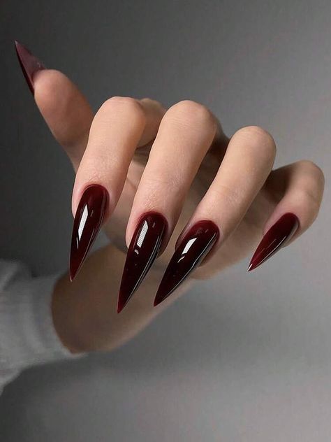 Nails With Simple Design, Simple Stiletto Nails, Ongles Goth, Halo Nails, Stiletto Shaped Nails, Red Stiletto Nails, Vampire Nails, Goth Nails, Colorful Nails