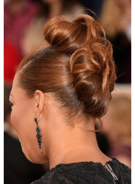 Queen Latifah updo Queen Latifah Hair, Colored Hairstyles, Favorite Hair Products, Megan Good, Hair Pics, Color Formulas, Hair Color Formulas, Hairstyle Inspiration, Queen Latifah