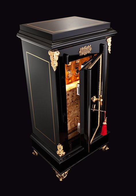 Antique Safe, Luxury Safe, Box Maker, Vault Doors, Safe Box, Blacksmithing, 인테리어 디자인, Luxury Furniture, Luxury Living