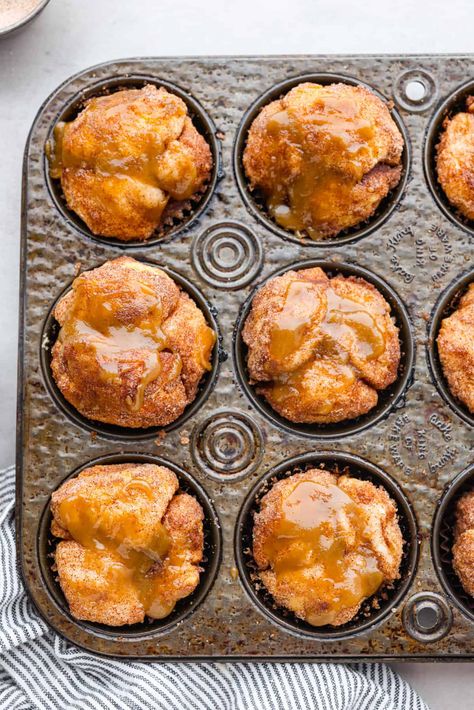 Monkey Bread Muffins, Cinnamon Roll Monkey Bread, Tried And True Recipes, Bread Muffins, Muffin Tin Recipes, Tasty Breakfast, Breakfast Sweets, Ooey Gooey, Monkey Bread