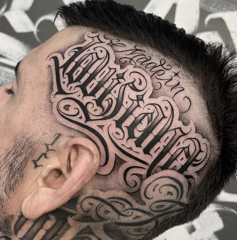 Head Lettering Tattoo, Top Of Head Tattoo, Neck Lettering Tattoo, Side Head Tattoo, Mens Face Tattoos, Tattoo Lettering Alphabet, Painless Tattoo, Cool Tattoo Drawings, Head Tattoo