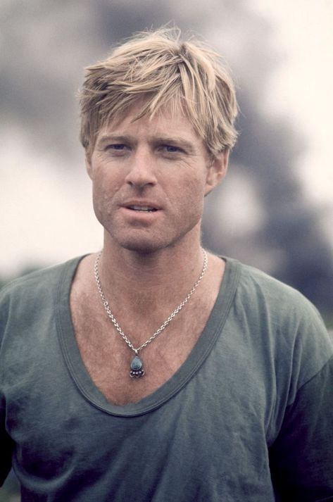 8 of Robert Redford's hunkiest throwback photos you can't miss Robert Redford Fashion, Robert Redford Hair, Robert Redford Hairstyle, Robert Redford 70s, Robert Redford Wife, Vintage Hollywood Men, Robert Redford 1970s, Robert Redford Young, Robert Redford The Way We Were