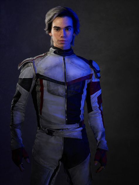 Carlos Descendants, Descendants Costumes, Dr Facilier, Descendants Characters, Cheyenne Jackson, Disney Channel Movies, Disney Descendants 3, Disney Channel Descendants, Descendants Cast