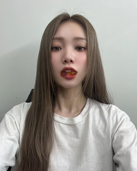 Lee Sung Kyung, Sung Kyung, Cute Makeup Looks, Lee Sung, January 20, Korean Actress, Cute Makeup, Instagram Update, My Girl