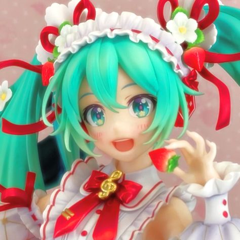 Miku Figure, Hatsune Miku, Vocaloid, Blue Eyes, Green, Red, Hair, Anime, Blue