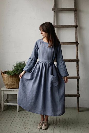 Women – allthebeautifullinen Linen Pinafore, Apron Cooking, Apron For Women, Apron Kitchen, Womens Aprons, Cooking Apron, Pinafore Dress, Style Expert, Linen Apron