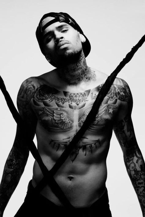 Chris Brown His album is about to give me new life X Album Cover, Chris Brown Shirtless, Brown Photoshoot, Chris Brown Art, Chris Brown Photoshoot, Tatoo 3d, Chris Brown Style, Chris Brown And Royalty, Chris Brown Wallpaper