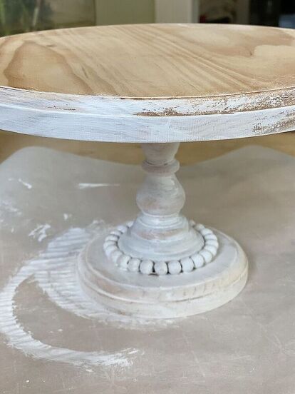 Wood Cake Stand Diy, Cake Stand Diy, Misty Wedding, Wooden Cake Stand, Rustic Cake Stands, Diy Cake Stand, Wooden Cake Stands, Wood Cake Stand, Cake Pedestal