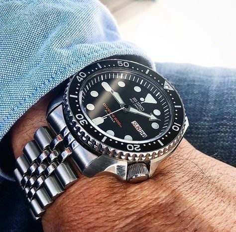 Seiko Skx007, Victorinox Watches, Seiko Skx, Oris Watches, Seiko Diver, Seiko Mod, Divers Watch, Buy Watches, Seiko Watches