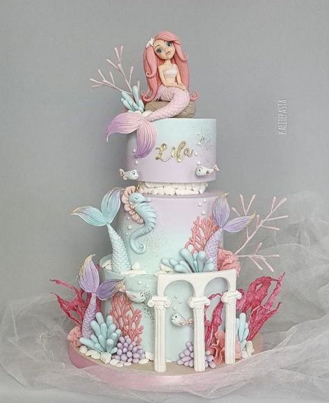 Mermaid Birthday Cake Ideas, Ocean Birthday Cakes, Mermaid Birthday Cake, Ariel Cake, Mermaid Cookies, Little Mermaid Cakes, Mermaid Birthday Party Decorations, Mermaid Birthday Cakes, Mermaid Theme Birthday Party