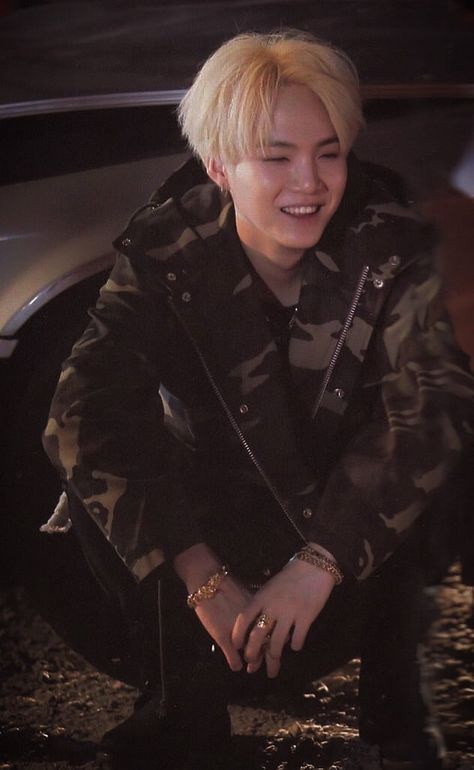 Suga Rap, V Bts Wallpaper, Min Yoongi Bts, Pop Bands, Min Suga, Agust D, Bts Yoongi, Daegu, Bts Bangtan Boy