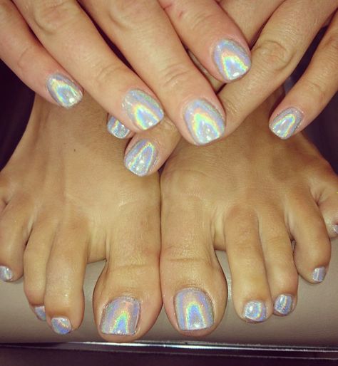 Unicorn effect 💅🦄❤️😍 @amai_salon #nails #holographicnails #shellac #CND #nailsonfleek #nailsbynikkim #nailsbynikki #instadaily #picoftheday #silver #manicure #pedicure #notd #nailsonfleek #nailtech #nailtechnician #silver #rainbow #unicornnails Silver Manicure, Salon Nails, Unicorn Nails, Rainbow Nails, Holographic Nails, Nail Technician, Manicure Pedicure, Nails On Fleek, Nail Tech