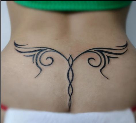 Cute Tribal Tattoo On Waist Tattoo On Waist, Tats Ideas, Waist Tattoos, Evil Tattoos, Spine Tattoos For Women, Group Of Women, Spine Tattoos, Viking Tattoos, Skin Art