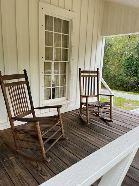 2 Rocking Chairs Front Porch, Two Rocking Chairs On A Porch, Wooden Rocking Chairs Front Porch, Sitting On Porch Aesthetic, Wooden Rocking Chair Front Porch, Rocking Chair Porch Aesthetic, Porch Rocking Chair Ideas, Porch Swing Aesthetic, Rocking Chair Aesthetic