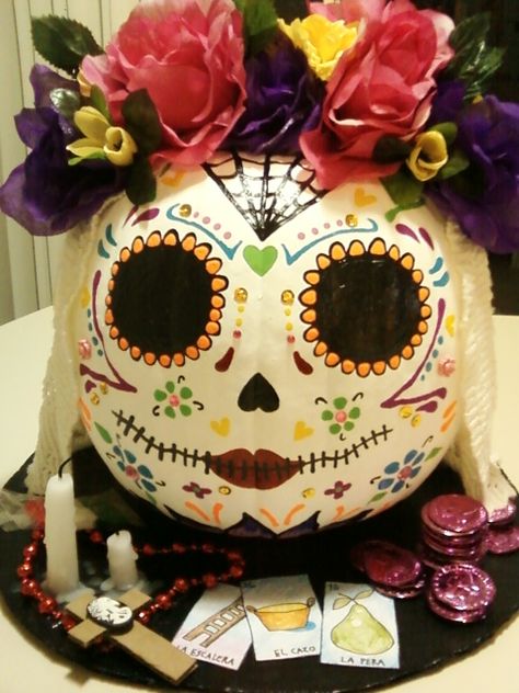 Catrina Pumpkin Painting, Encanto Pumpkin Ideas, Calavera Pumpkin Painting, Day Of The Dead Pumpkin Painting Ideas, Day Of The Dead Pumpkin Carving, Popcorn Pumpkin Decorating Contest, Dia De Los Muertos Pumpkin Ideas, Pumpkin Painting Ideas Dia De Muertos, Catrina Pumpkin