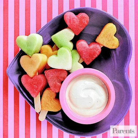 Healthy Valentines Treats For School Party, Healthy Valentines Day Treats, Heart Treats, Valentines Healthy Snacks, Healthy Valentines Treats, Valentines Treats, Valentines Breakfast, Heart Fruit, Valentines Snacks