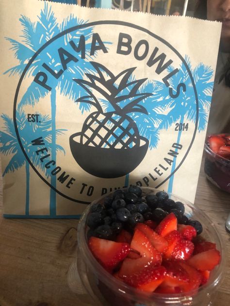 an açaí bowl (a pura vida bowl) sits on the table, with a brown playa bowls bag sat in front of it. Playa Bowls Aesthetic, Bowls Aesthetic, Açai Bowls, Bowl Aesthetic, Cherry Hill, Healthy Foods, Acai Bowl, Healthy Recipes, Bowl