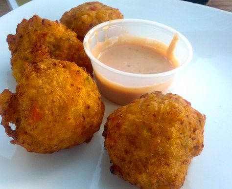 conch fritters Conch Fritter Sauce, Bahamian Conch Fritters, Conch Fritters Recipe Bahamian, Fried Conch Recipe, Conch Fritters Recipe, Fried Conch, Conch Recipes, Bahamian Food, Conch Fritters