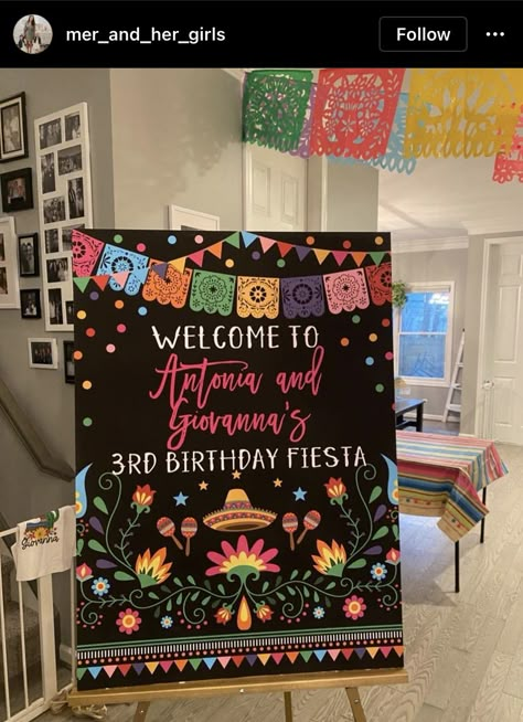 Fiesta Chalkboard Art, Fiesta Chalkboard Sign, Mexican Restaurant Chalkboard Ideas, Mexican Chalkboard Art, Tacobar Party, Cantina Decor, Happy Birthday Chalkboard, Chalkboard Hand Lettering, Mexican Theme Party Decorations