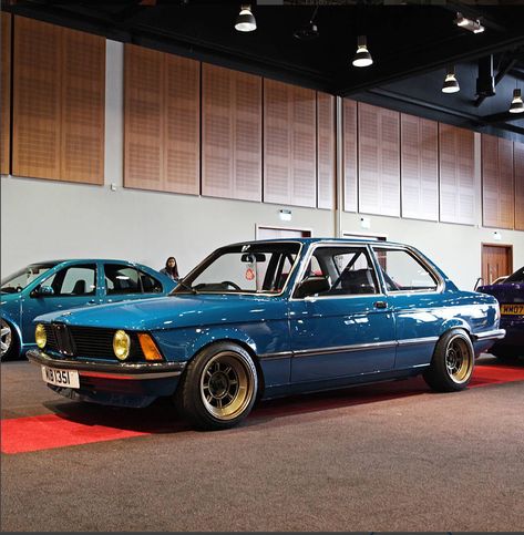 E21 Bmw, Bmw Museum, Bmw Convertible, Bmw Vintage, Bmw E28, Bmw E21, Childhood Dream, Bmw E38, Bmw Love