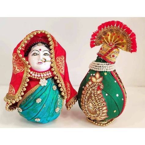 Shreefal Decoration Idea, Supari Decoration Ideas, रुखवत Ideas, Shrifal Decoration Ideas, Shreefal Decoration, Coconut Decoration, Art Deco Home Decor, Indian Wedding Gifts, Thali Decoration Ideas