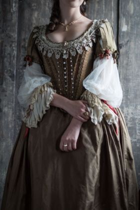 RJ-1600s-Set 3-051 17th Century Dresses, 1600s Dresses, 1660s Fashion, 1600 Fashion, 17th Century Dress, Richard Jenkins Photography, Richard Jenkins, 17th Century Fashion, Old Fashion Dresses