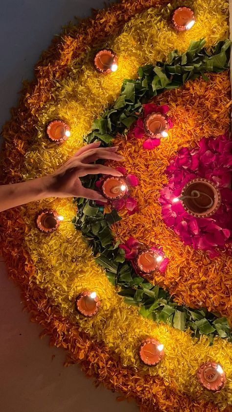 Diwali Decoration Lights, Floral Rangoli, Simple Flower Rangoli, Rangoli Designs Simple Diwali, Diy Floral Decor, Easy Rangoli Designs Diwali, Diwali Decorations At Home, Simple Rangoli Designs Images, Simple Rangoli Border Designs