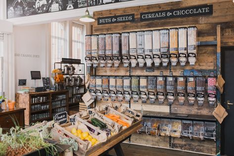 Zero Waste Grocery Store, Zero Waste Shop, Zero Waste Store, Grocery Store Design, Storage Inspiration, Farm Store, Market Ideas, Bulk Food, Health Shop