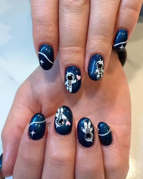 Space Themed Nails Acrylic, Nail Ideas Space, Astronaut Nail Art, Nasa Nail Art, Outer Space Nail Designs, Nails Space Design, Planet Nails Design, Astronaut Nails, Space Theme Nails