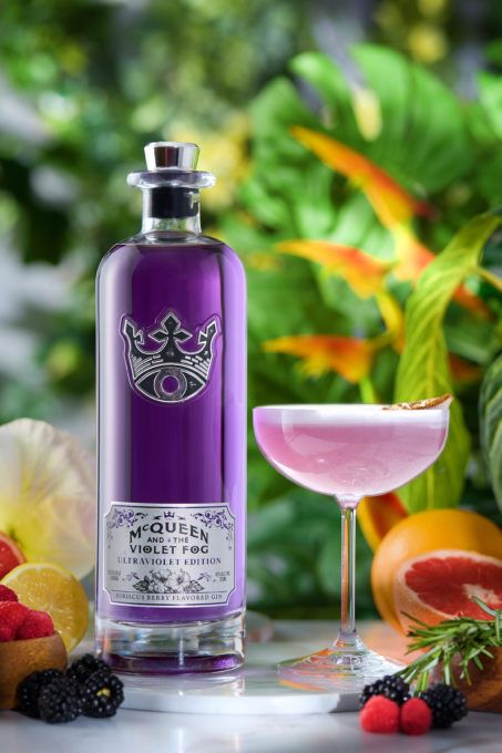 Wiz Khalifa and Sovereign Brands Partner on McQueen and the Violet Fog Ultraviolet Edition - BevNET.com Purple Passion Drink, Violet Cocktails, Purple Gin And Tonic, Purple Cocktails Aesthetic, Purple Gin, Violet Liqueur, Gin Brands, Wiz Khalifa, Pot Still