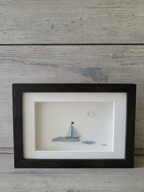 Sea Glass Art Pictures, Beach Glass Art Diy, Sailboat Sea Glass Art, Lighthouse Sea Glass Art, Sea Glass Sailboat, Beach Glass Lighthouse, Sail Boat Sea Glass Art, Flat Rock And Sea Glass Art Work, Beach Glass Projects